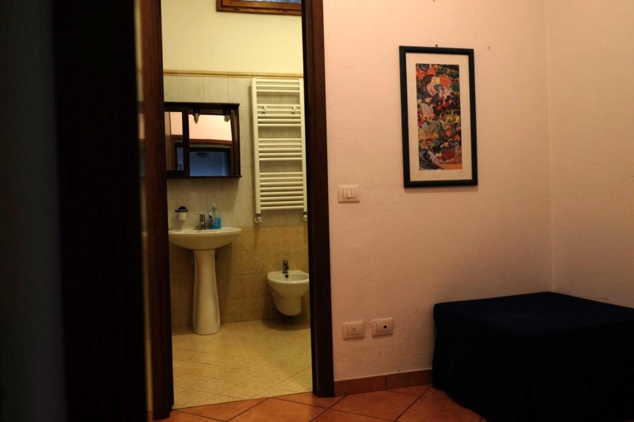 דירות פירנצה Iris Casa Vacanza מראה חיצוני תמונה